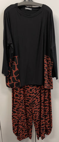 Alembika Rust Knit Top with leopard pockets and rust Knit Leopard pant set